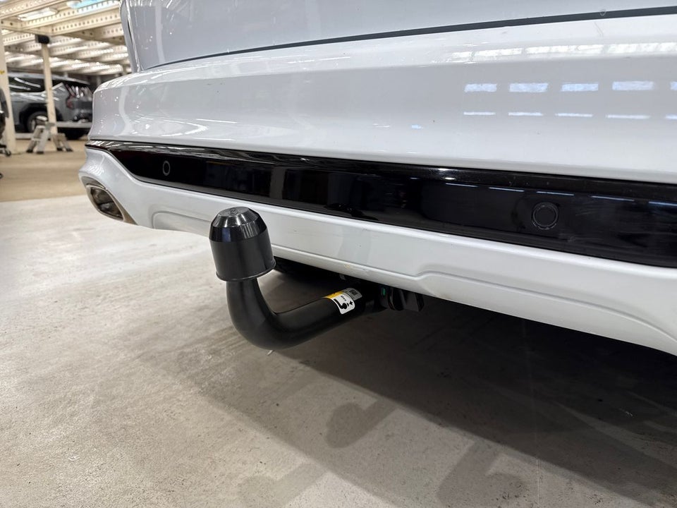 Ford Kuga 2,5 PHEV ST-Line X CVT 5d