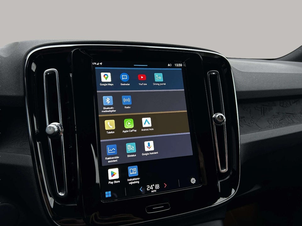 Volvo XC40 P6 ReCharge Core 5d