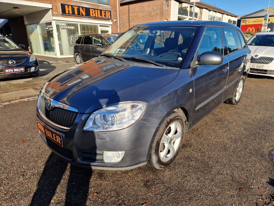Skoda Fabia 1,6 16V Ambiente Combi aut. 5d