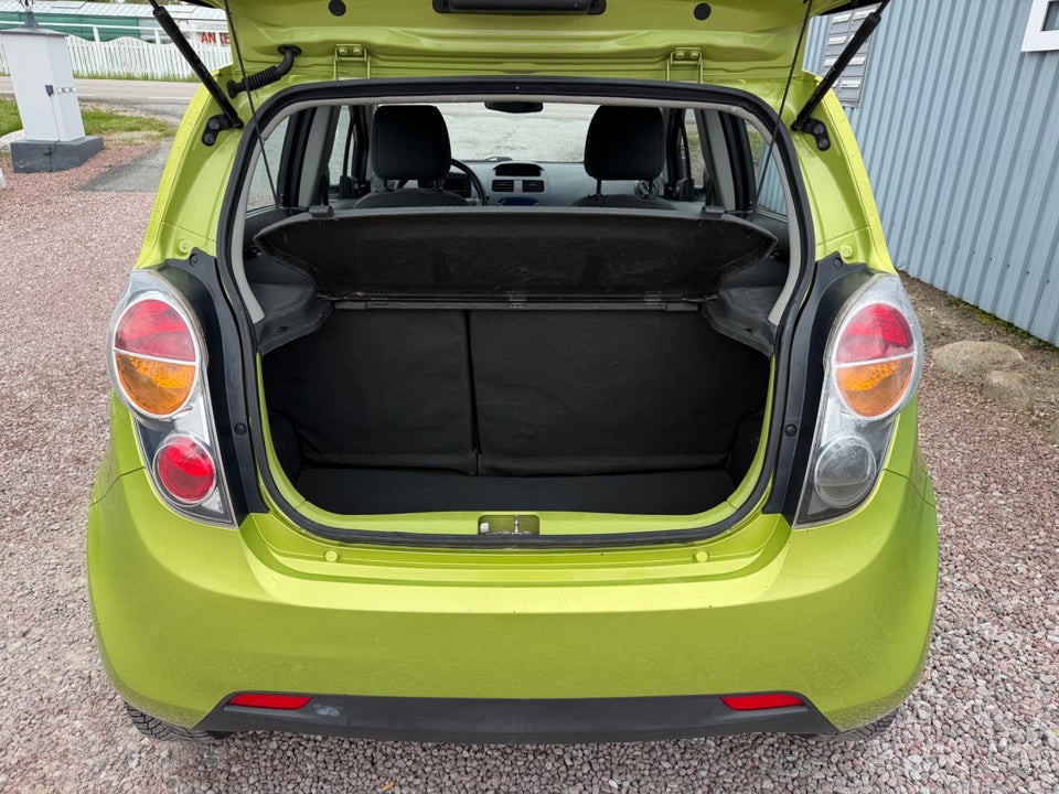 Chevrolet Spark 1,0 LS 5d