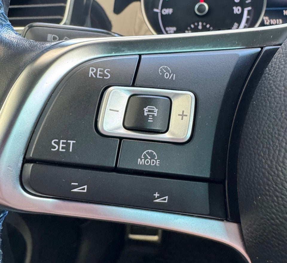 VW Golf VII 1,4 GTE DSG 5d