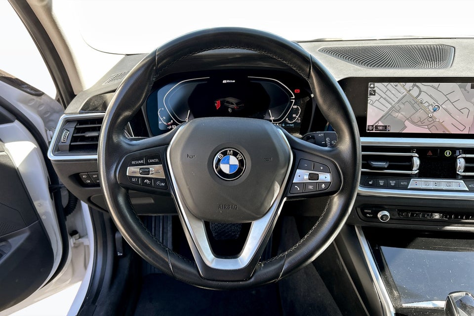 BMW 330e 2,0 Touring Sport Line aut. 5d