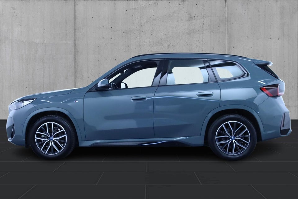 BMW iX1 eDrive20 M-Sport 5d