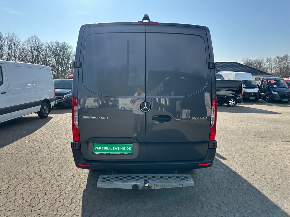 Mercedes Sprinter 317 2,0 CDi A2 Kassevogn aut. RWD