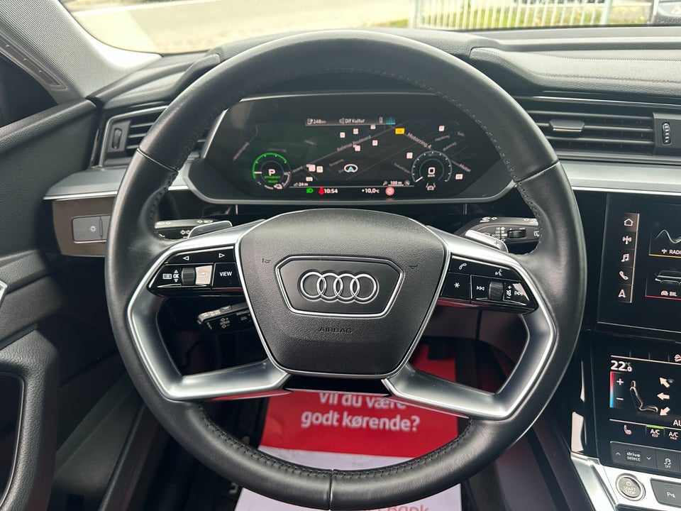 Audi e-tron 50 quattro 5d