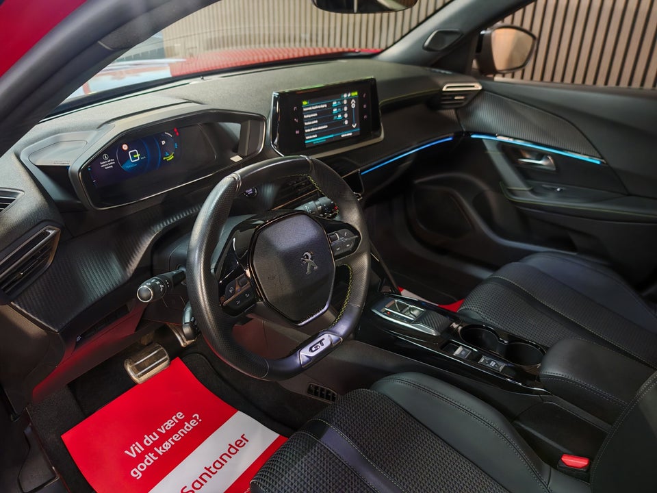 Peugeot e-2008 50 GT 5d