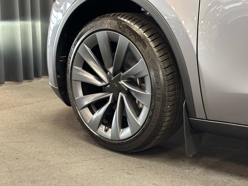Tesla Model Y Premium Long Range RWD 5d