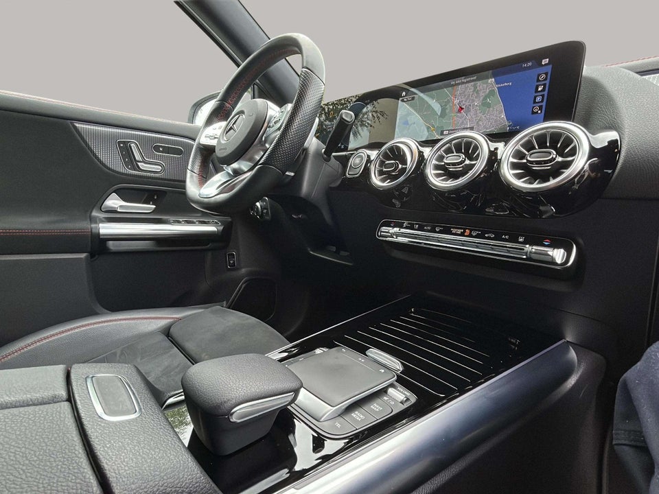 Mercedes EQA250 AMG Line 5d