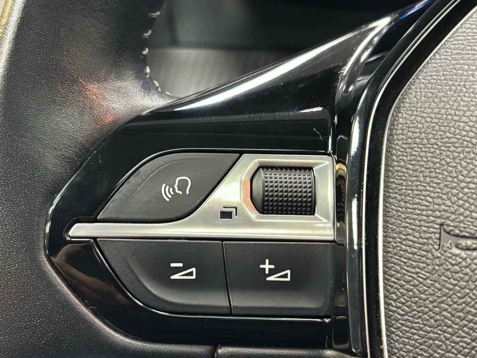 Peugeot 208 1,2 PureTech 100 Edition:210+ 5d