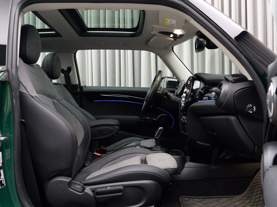 MINI Cooper SE Collection 3d