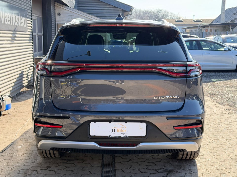 BYD Tang 109 Flagship AWD 7prs 5d