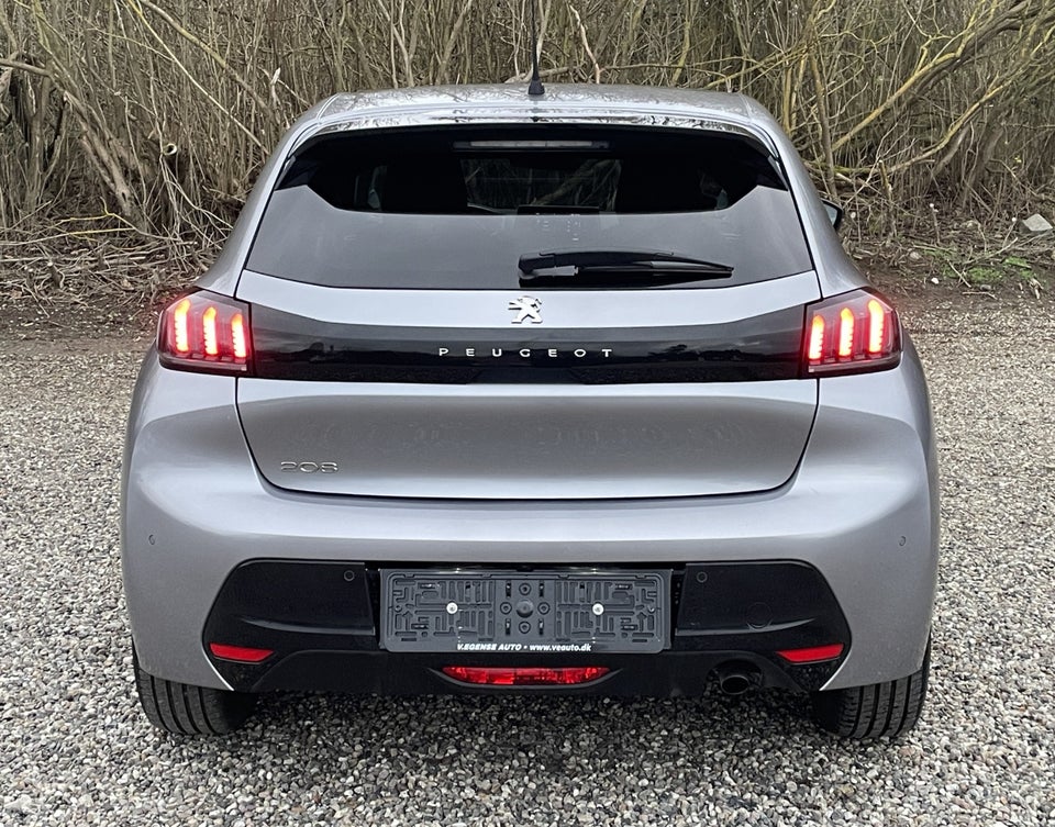 Peugeot 208 1,2 PureTech 100 Allure 5d