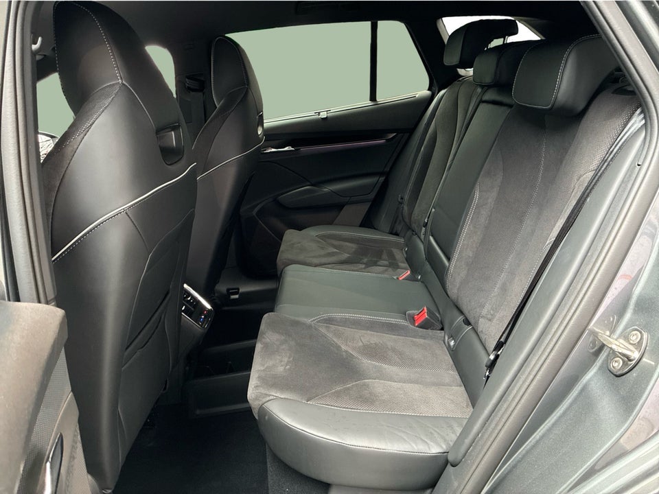 Skoda Enyaq 80x iV Sportline 5d