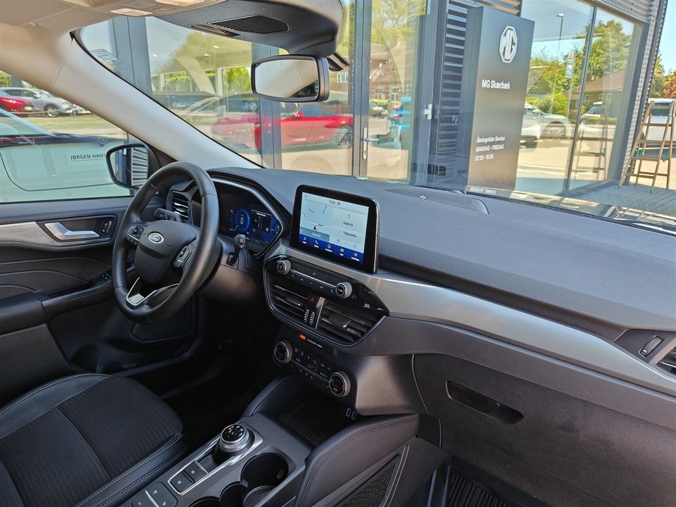 Ford Kuga 2,5 PHEV Titanium X CVT 5d
