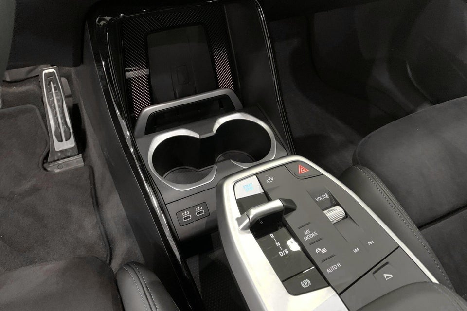 BMW iX1 eDrive20 M-Sport 5d