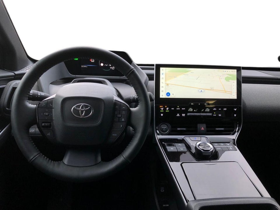 Toyota bZ4X Executive 5d