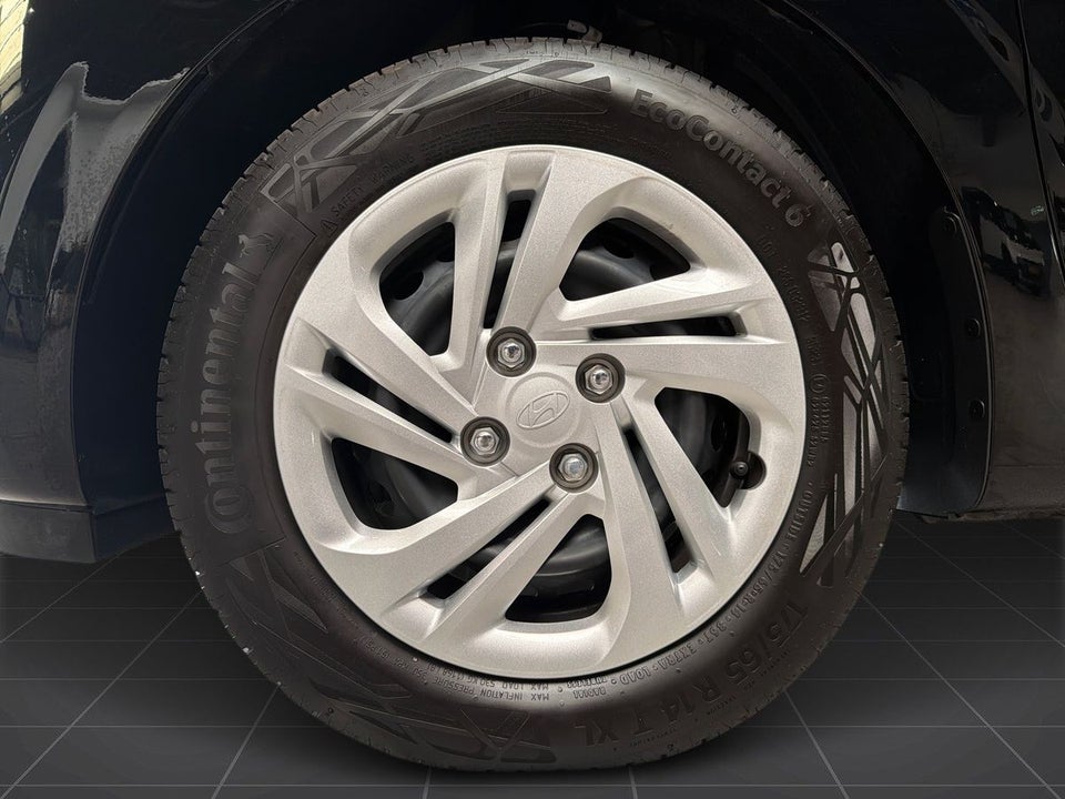 Hyundai i10 1,0 MPi Essential 5d