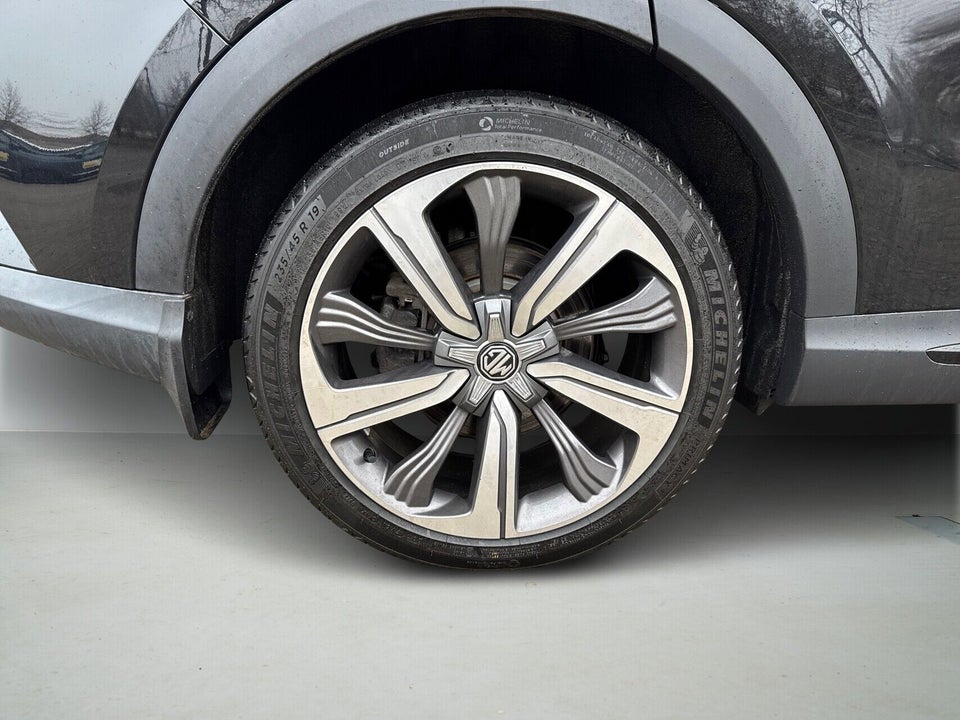 MG Marvel R Performance 5d