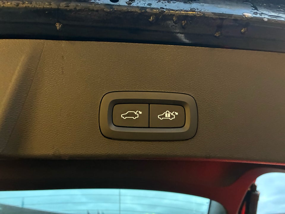 Volvo XC40 P6 ReCharge Plus 5d