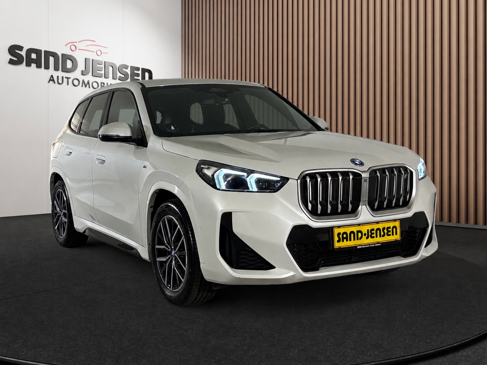 BMW iX1 xDrive30 M-Sport Premium Van 5d