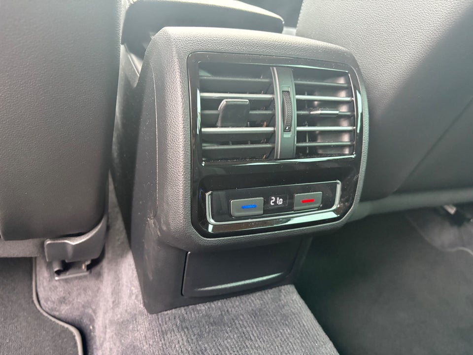 VW Passat 1,8 TSi 180 High+ Variant DSG 5d