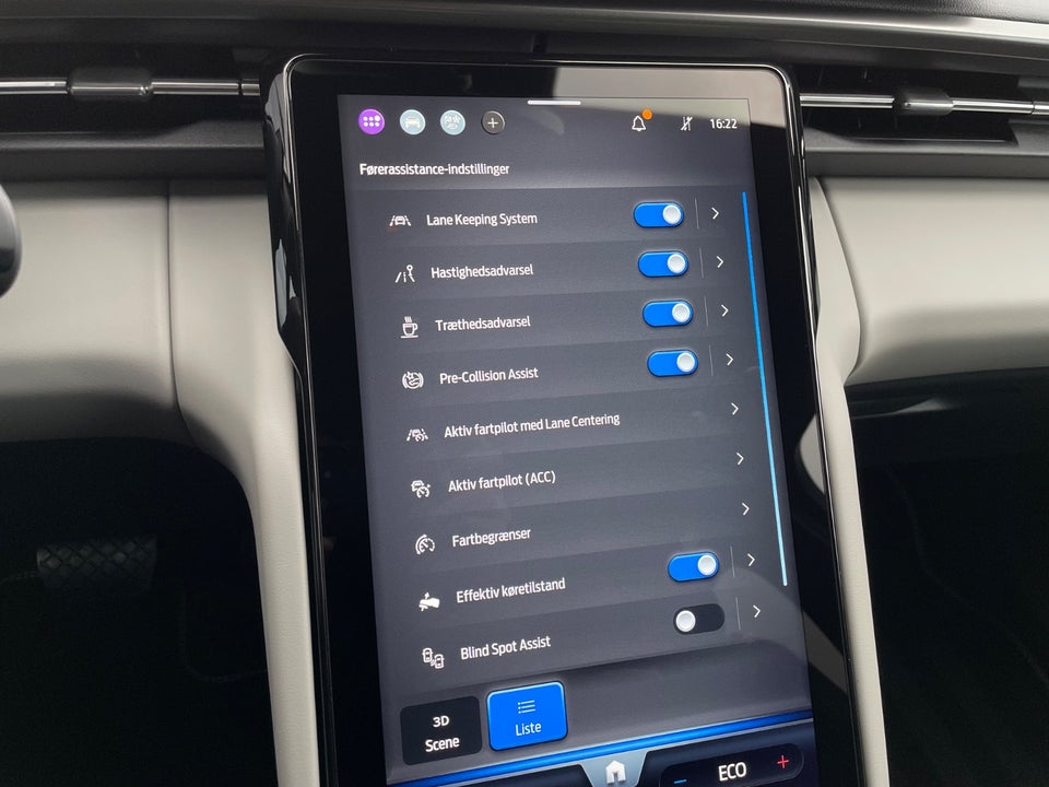 Ford Capri 82 Select Extended Range 5d