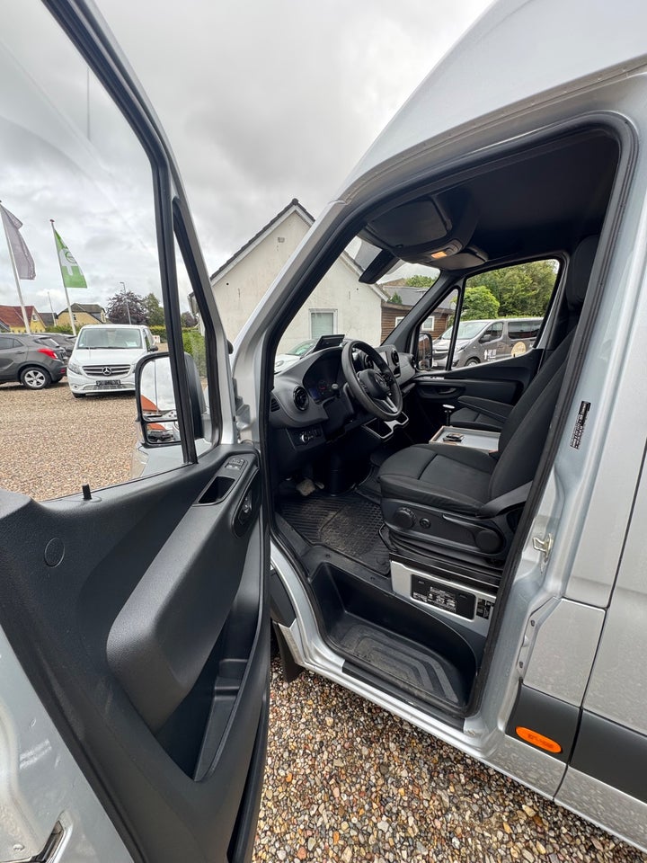 Mercedes Sprinter 316 2,2 CDi A2 Kassevogn aut. RWD