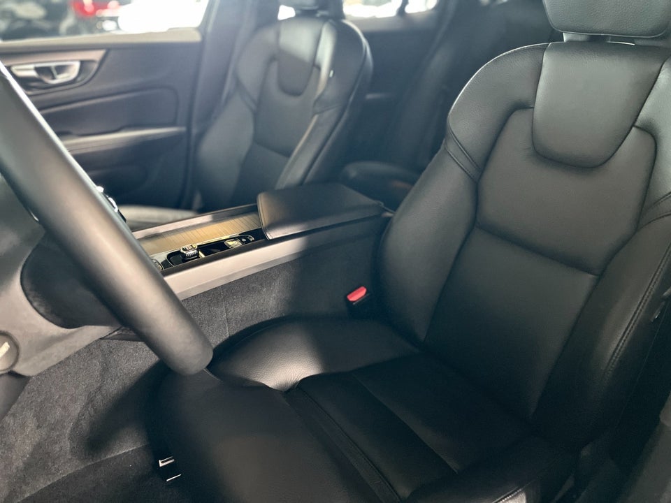 Volvo V60 2,0 B4 197 Plus Bright aut. 5d