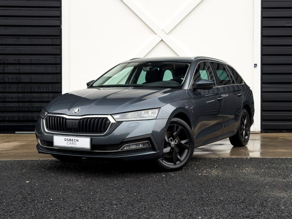 Skoda Octavia 1,4 TSi iV Ambition Combi DSG 5d