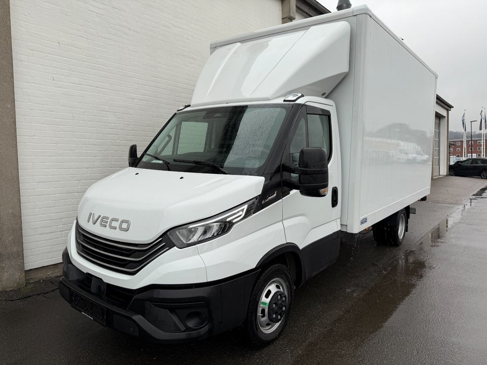 Iveco Daily 3,0 35C21H Box m/lift AG8