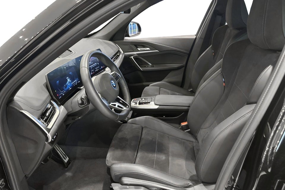 BMW iX1 eDrive20 M-Sport 5d