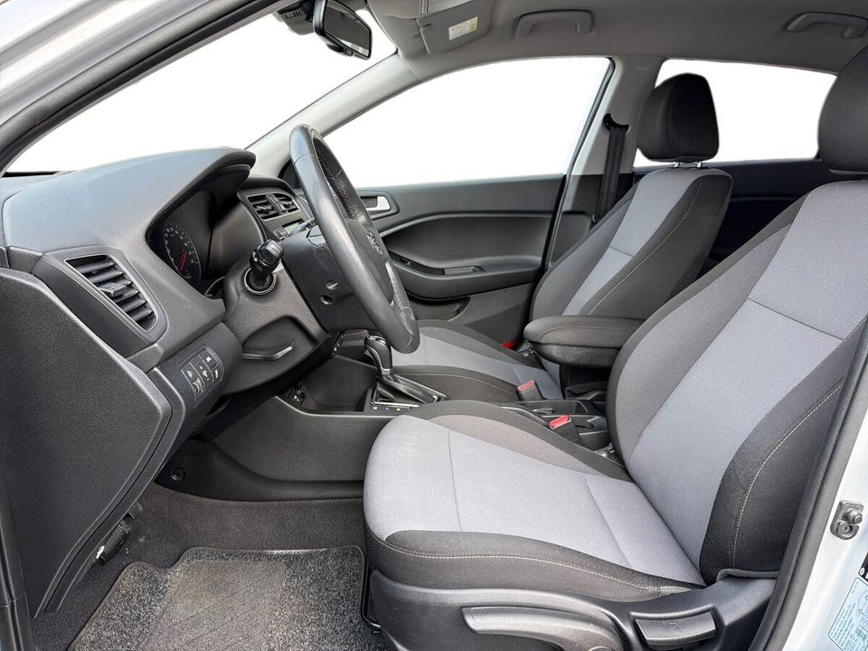 Hyundai i20 1,0 T-GDi Trend DCT 5d