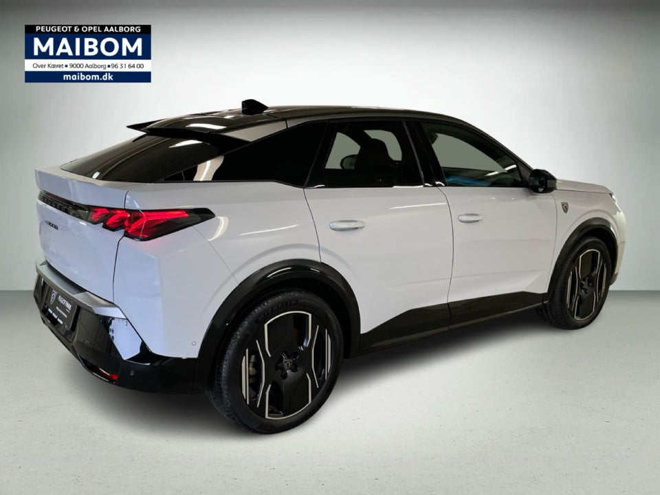 Peugeot e-3008 77 GT Pack 5d