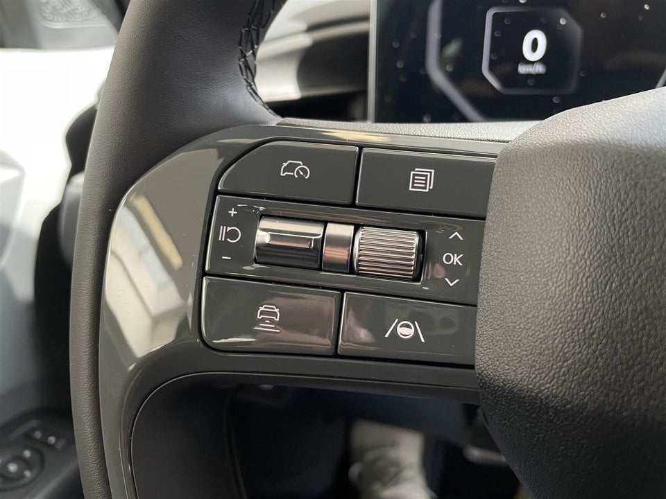 Kia EV9 76 Standard Range Upgrade RWD 7prs 5d