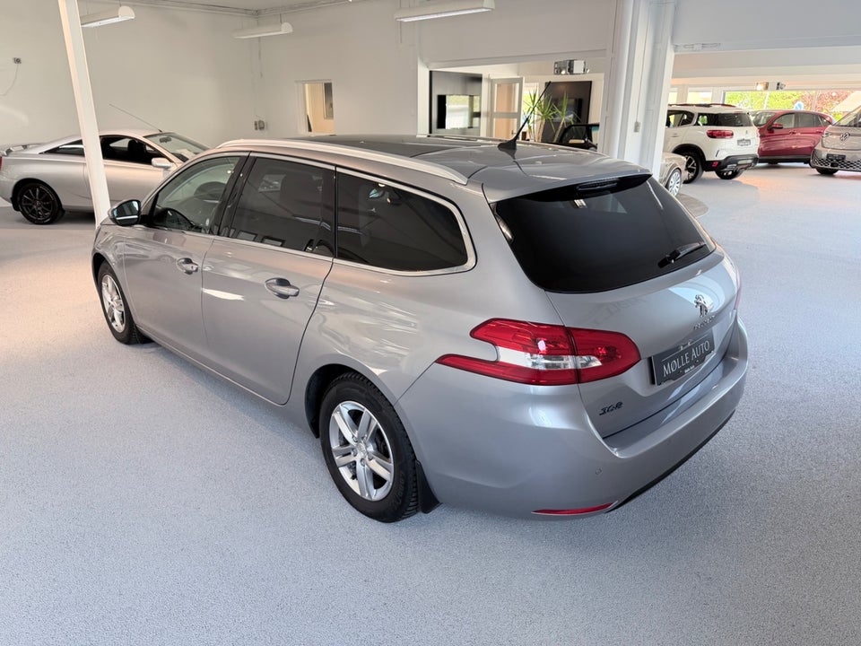 Peugeot 308 1,5 BlueHDi 130 Allure+ Sky SW 5d