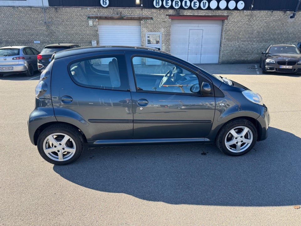 Citroën C1 1,0i Exclusive 5d