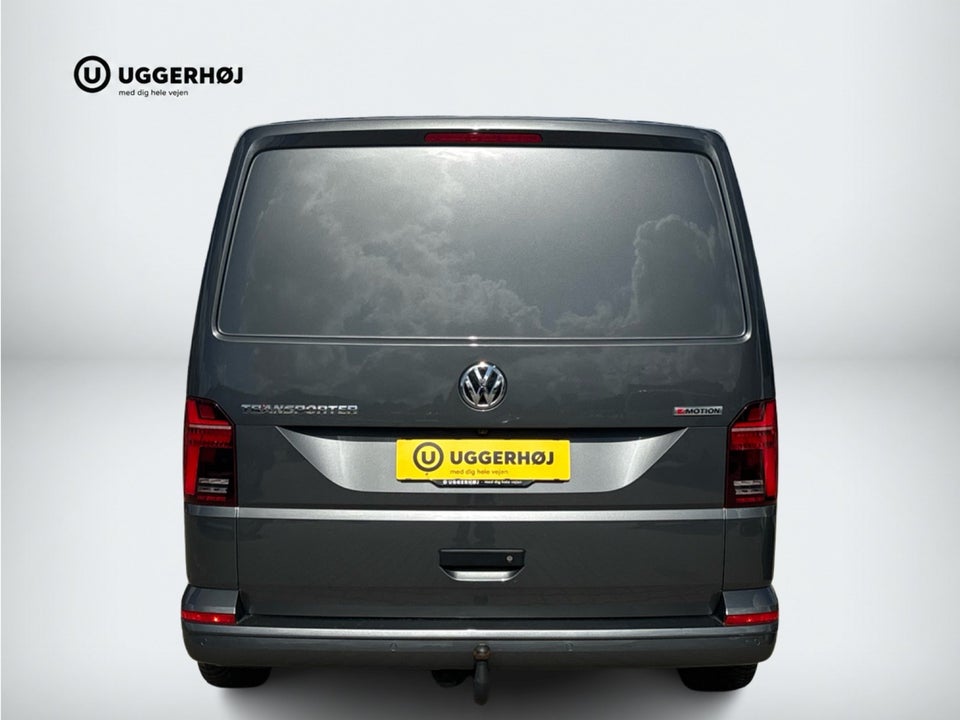 VW Transporter 2,0 TDi 204 Kassevogn DSG 4Motion kort