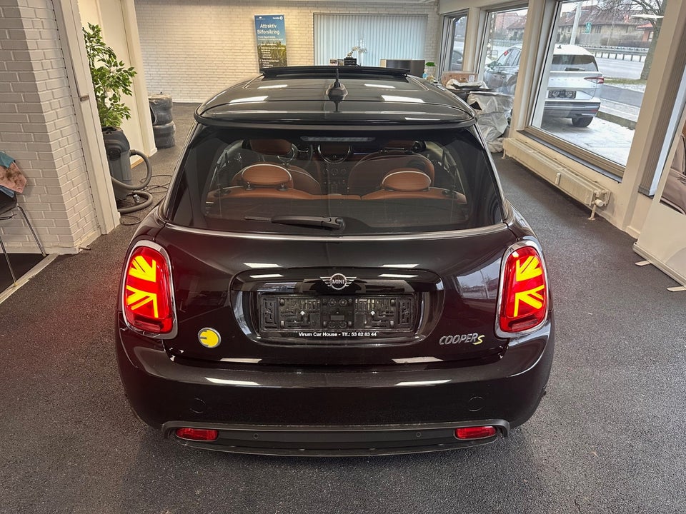 MINI Cooper SE Maximise 3d