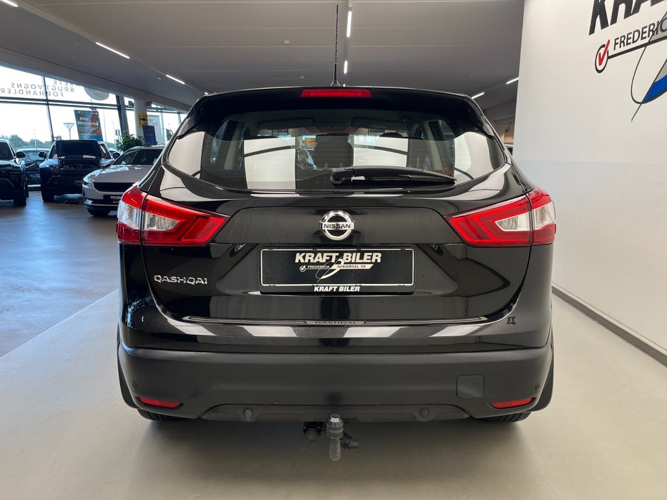 Nissan Qashqai 1,2 Dig-T 115 N-Connecta 5d