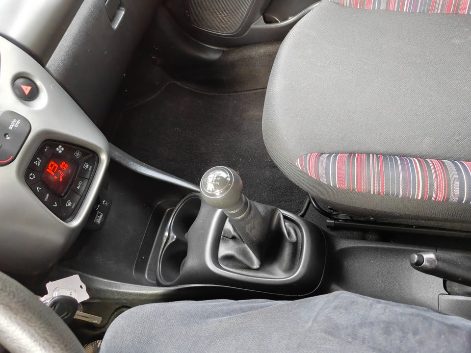 Citroën C1 1,0i Seduction Clim 5d