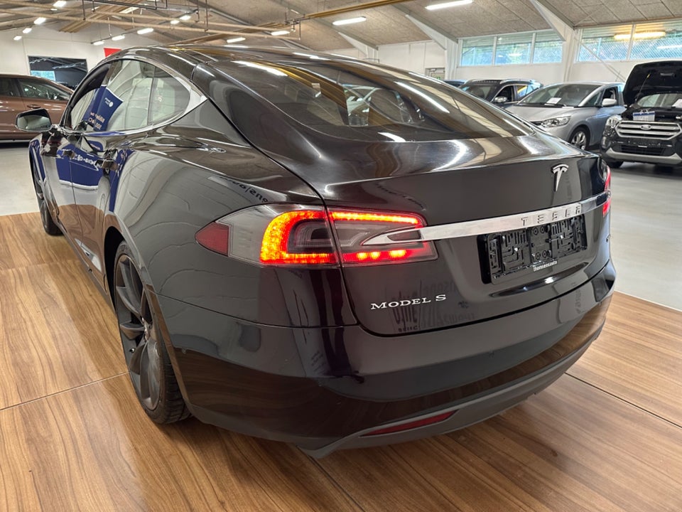 Tesla Model S 85D 5d