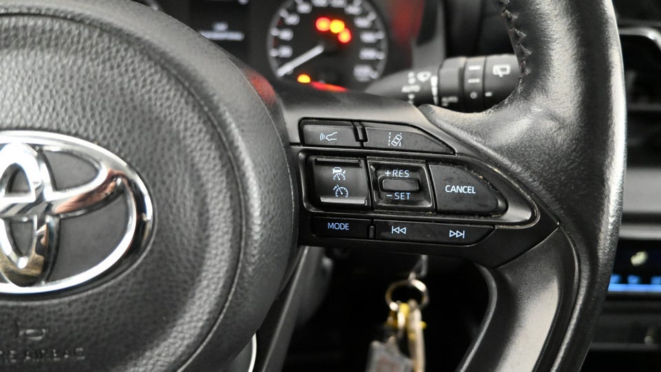 Toyota Yaris 1,5 Hybrid H3 e-CVT 5d