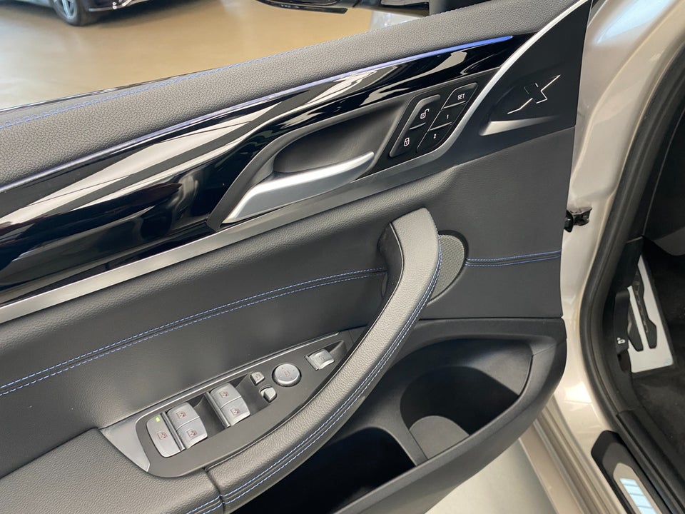 BMW iX3 Charged Plus M-Sport 5d