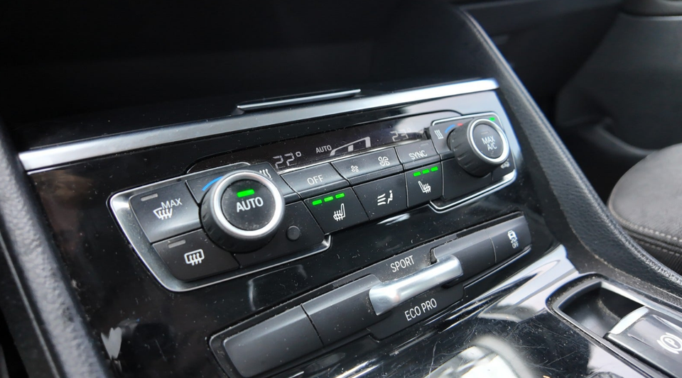 BMW 218i 1,5 Active Tourer Advantage 5d