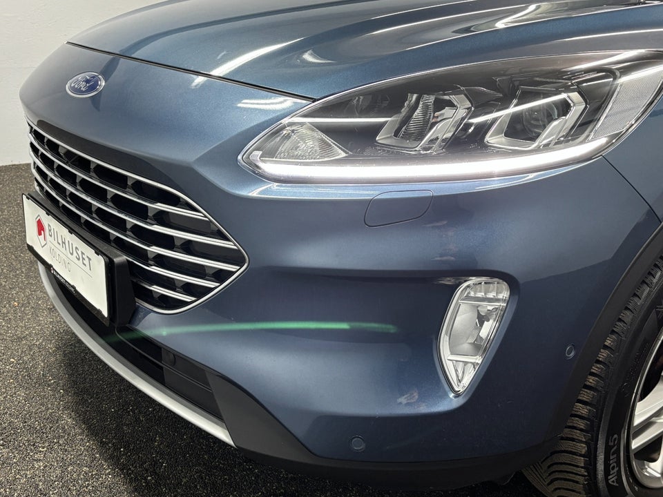 Ford Kuga 2,5 PHEV Titanium CVT 5d