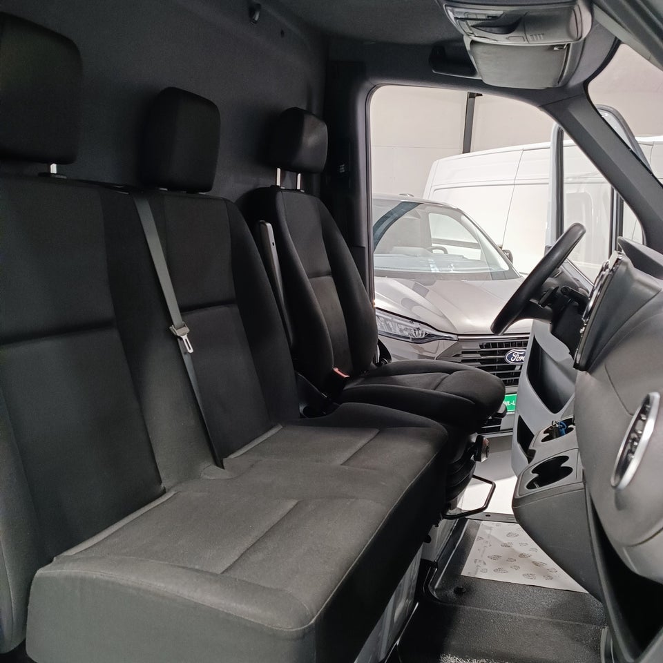 Mercedes Sprinter 317 2,0 CDi A2 Kassevogn aut. RWD
