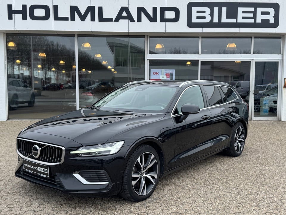 Volvo V60 2,0 T6 ReCharge Core aut. AWD 5d