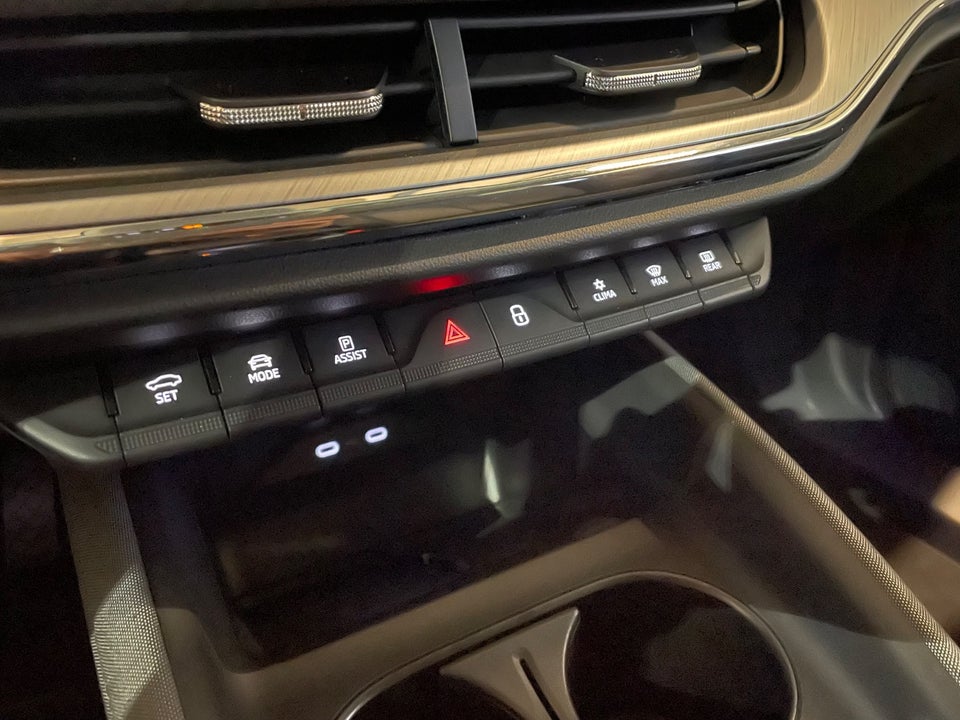 Skoda Enyaq 60 iV Loft 5d