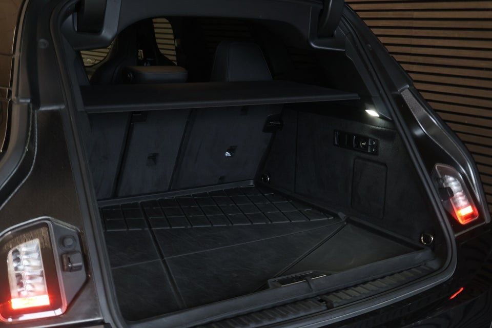 BMW iX xDrive40 Fully Charged 5d