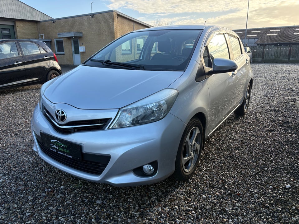 Toyota Yaris 1,3 VVT-i T2 Trend 5d